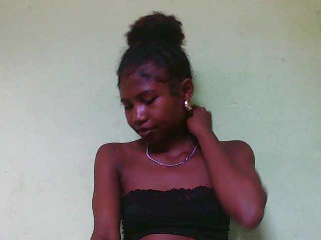 Sylvia6's BongaCams show and profile