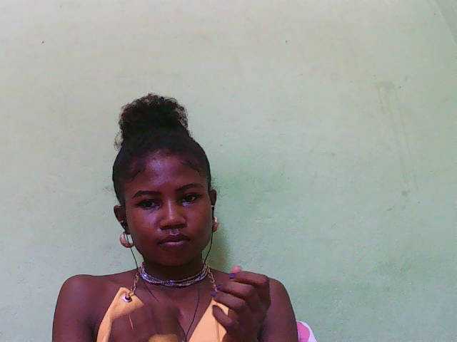 Sylvia6's BongaCams show and profile