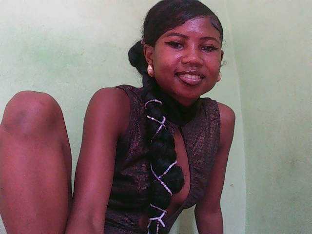 Sylvia6's BongaCams show and profile