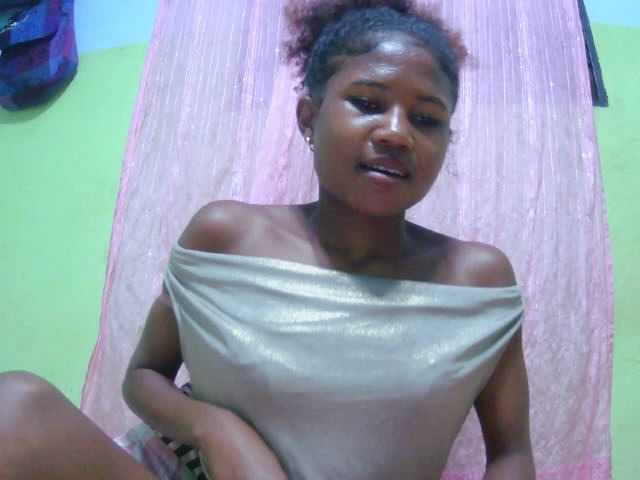 Sylvia6 – webcam model profile photo