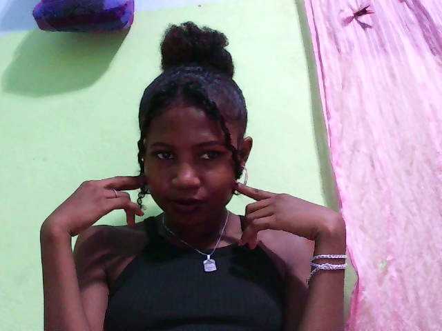 Sylvia6's BongaCams show and profile