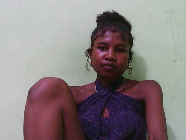 Sylvia6's BongaCams show and profile