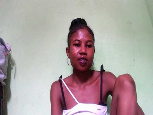 Sylvia6's BongaCams show and profile