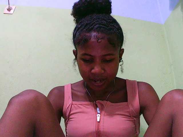 Sylvia6's BongaCams show and profile