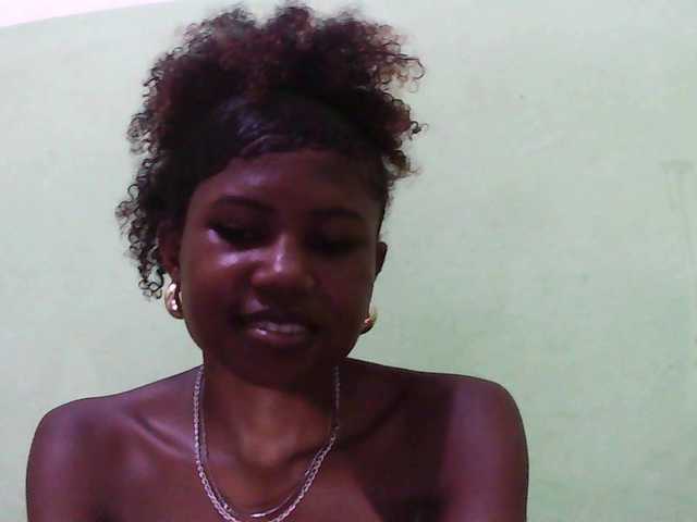 Sylvia6's BongaCams show and profile