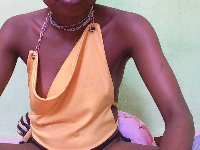 Sylvia6's BongaCams show and profile