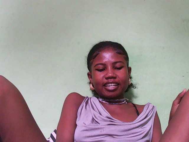 Sylvia6 webcam bongacams model stream image