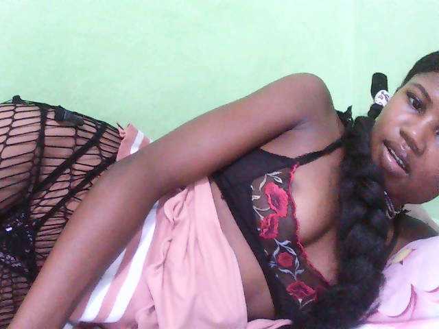 Sylvia6's BongaCams show and profile