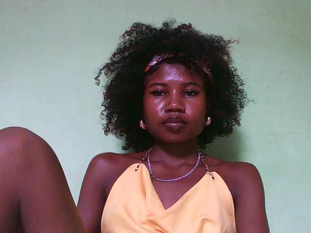 Sylvia6's BongaCams show and profile