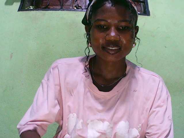 Sylvia6 est une amatrice française attendant vos jetons et tokens sur BongaCams. Découvrez les tags de Sylvia6 : Ebony,Brunette,Shaved,