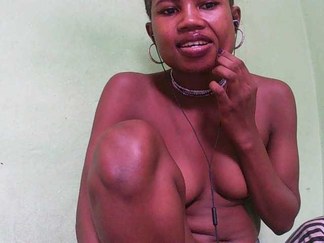 Sylvia6's BongaCams show and profile