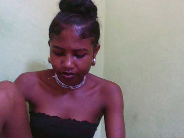 Sylvia6's BongaCams show and profile