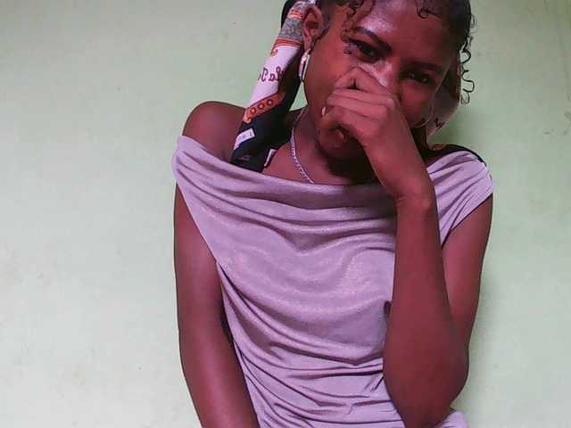 Sylvia6's BongaCams show and profile