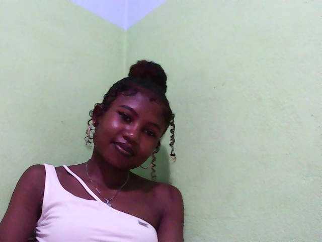 Sylvia6's BongaCams show and profile