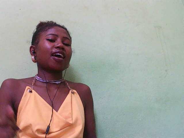 Sylvia6's BongaCams show and profile