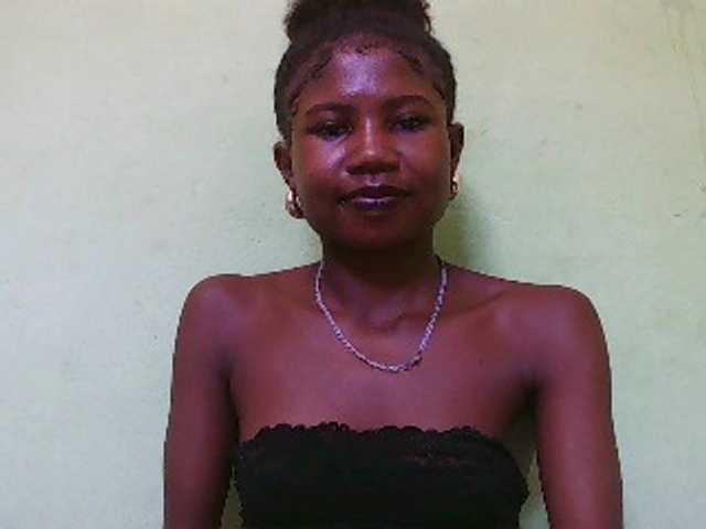 Sylvia6's BongaCams show and profile