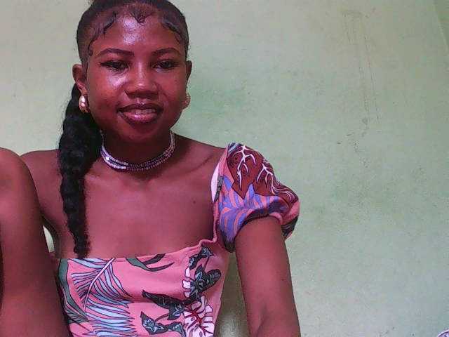 Sylvia6's BongaCams show and profile