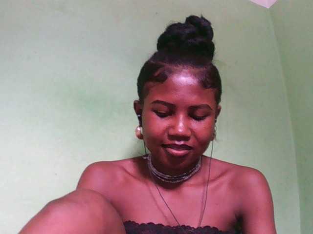 Sylvia6's BongaCams show and profile