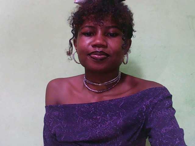 Sylvia6's BongaCams show and profile