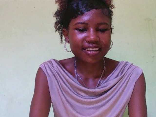 Sylvia6's BongaCams show and profile