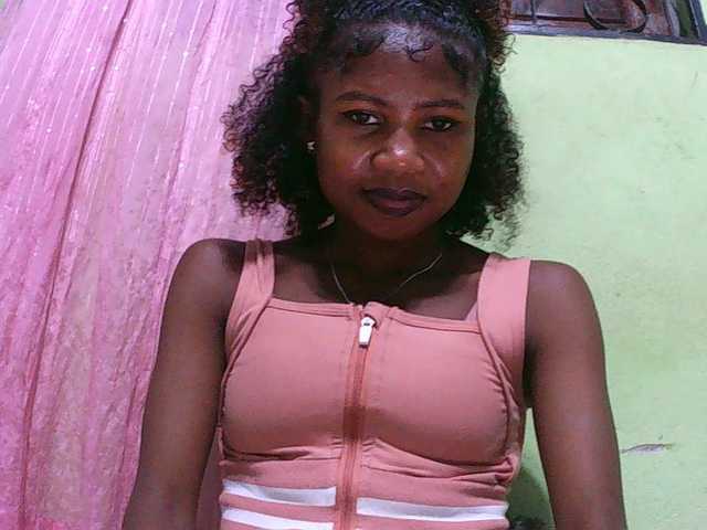 Sylvia6 webcam bongacams model stream image