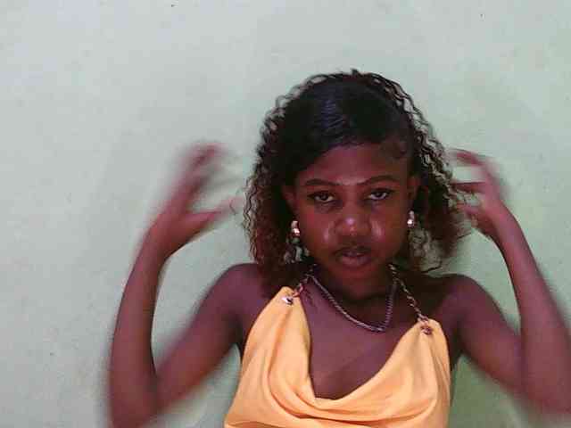 Sylvia6 Live Webcam on BongaCams