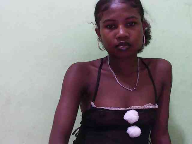 Sylvia6 Live Webcam on BongaCams