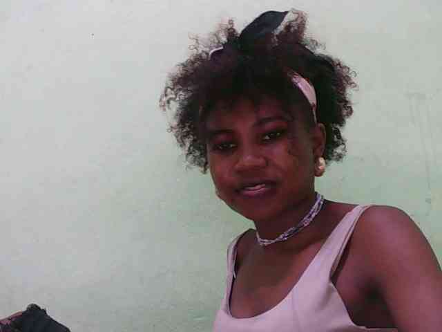 Sylvia6 Live Webcam on BongaCams