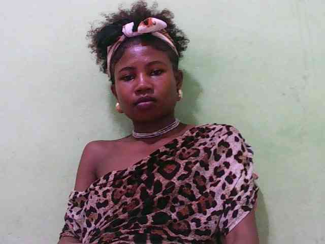 Sylvia6 Live Webcam on BongaCams