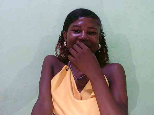 Sylvia6 Live Webcam on BongaCams