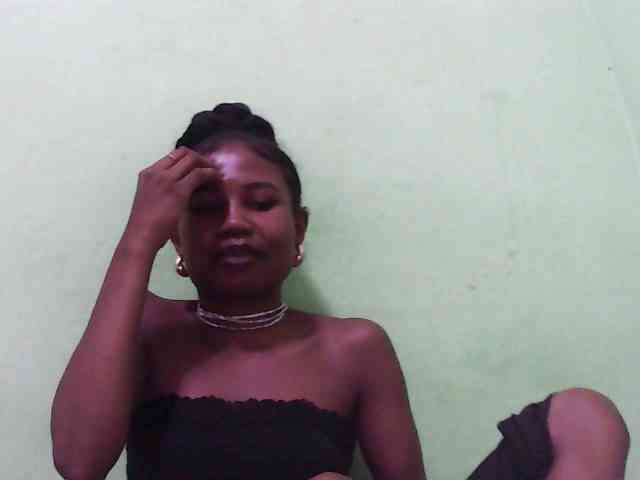 Sylvia6 Live Webcam on BongaCams