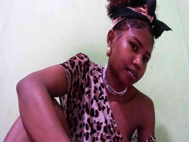 Sylvia6 Live Webcam on BongaCams