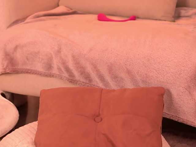 JesicaRabit's BongaCams show and profile