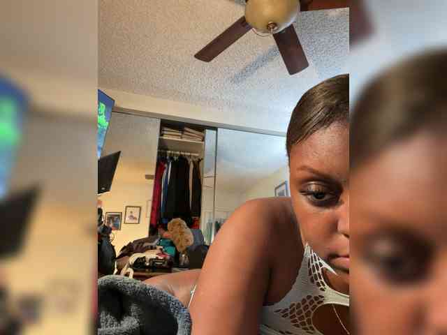 Chaneldafinestttt1 webcam