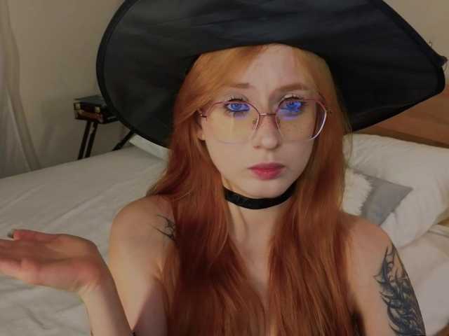 WICKEDEMBER's BongaCams show and profile