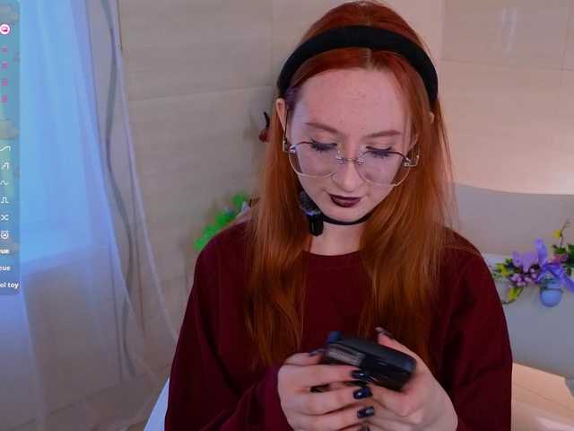 WICKEDEMBER's BongaCams show and profile