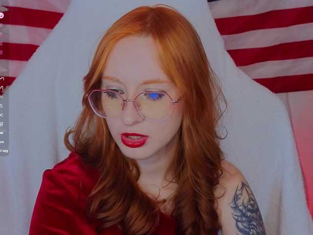 WICKEDEMBER's BongaCams show and profile