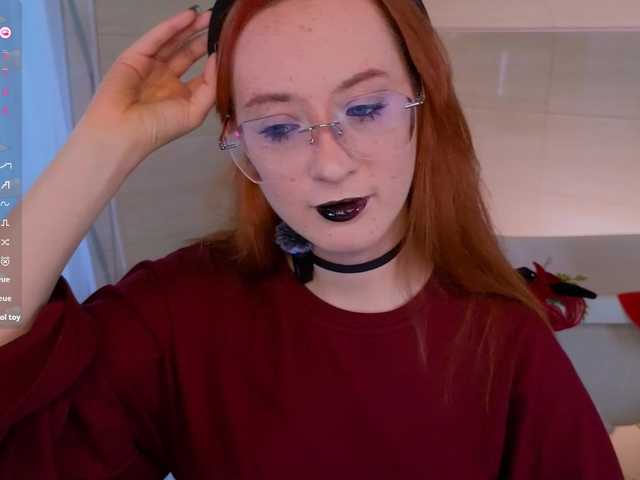 WICKEDEMBER's BongaCams show and profile