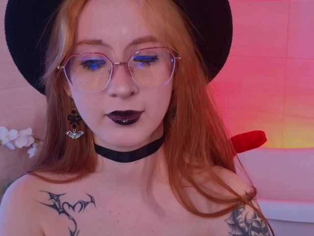 WICKEDEMBER's BongaCams show and profile