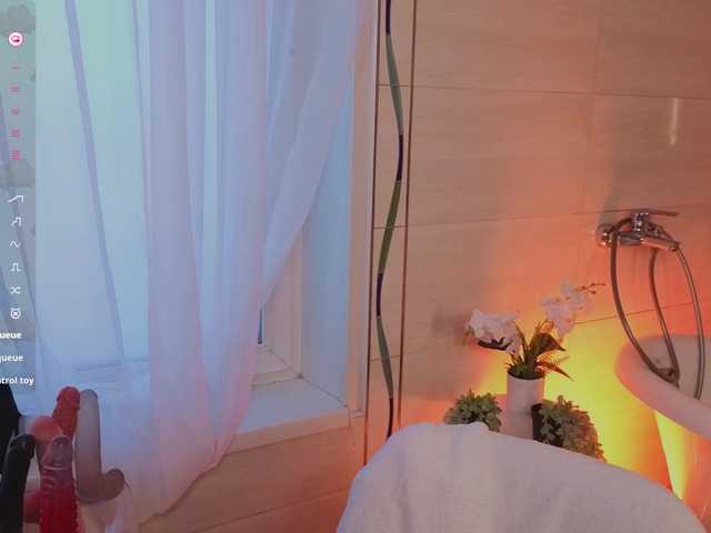 WICKEDEMBER's BongaCams show and profile