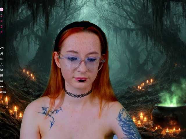 WICKEDEMBER's BongaCams show and profile