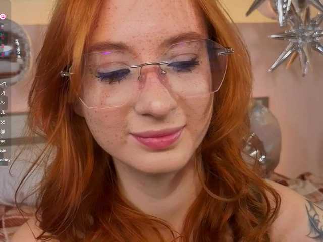 WICKEDEMBER's BongaCams show and profile