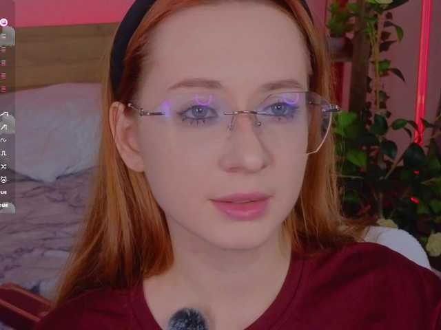 WICKEDEMBER's BongaCams show and profile