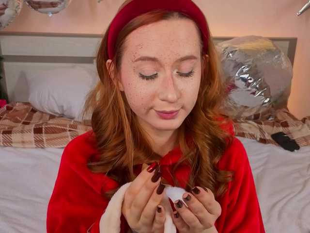 WICKEDEMBER's BongaCams show and profile