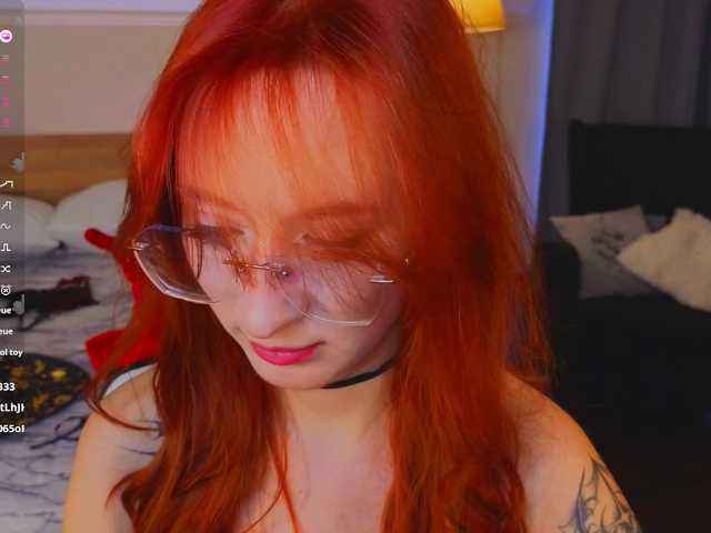 WICKEDEMBER's BongaCams show and profile