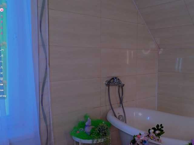 WICKEDEMBER's BongaCams show and profile