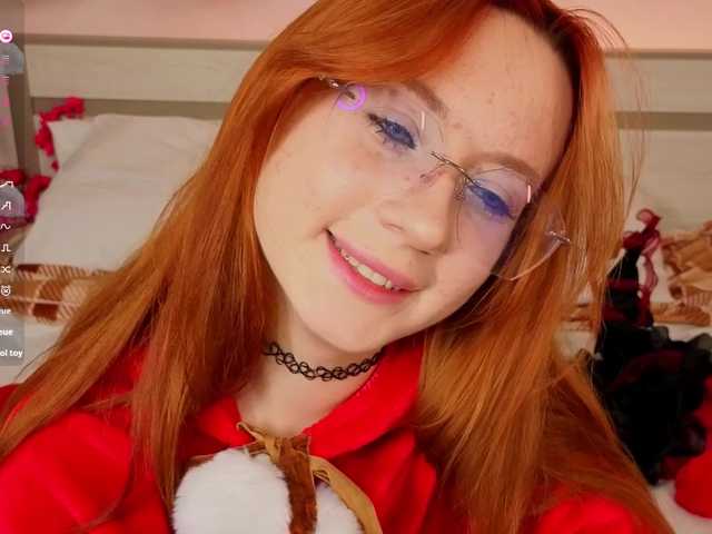 WICKEDEMBER's BongaCams show and profile