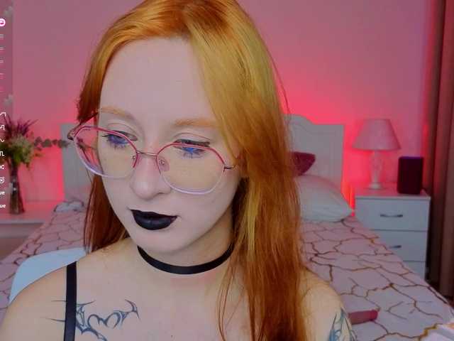 WICKEDEMBER's BongaCams show and profile