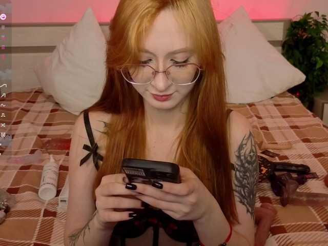 WICKEDEMBER's BongaCams show and profile