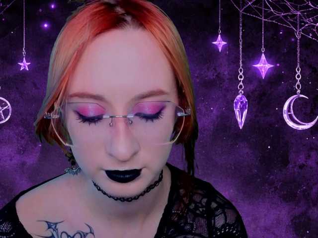 WICKEDEMBER's BongaCams show and profile